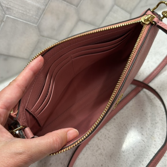 Tory Burch pink Kira crossbody bag adjustable detachable strap gold hardware - Picture 12 of 16
